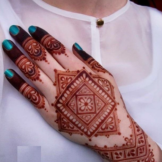 Geometric Diamond Mehndi Design Stencil