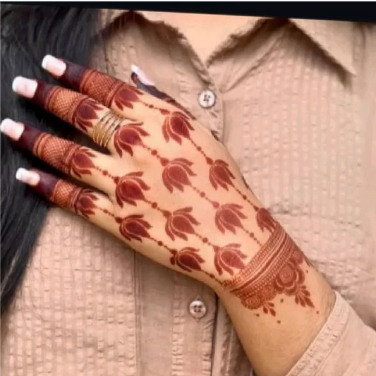Leaf-Inspired Simple Mehndi Pattern Stencil